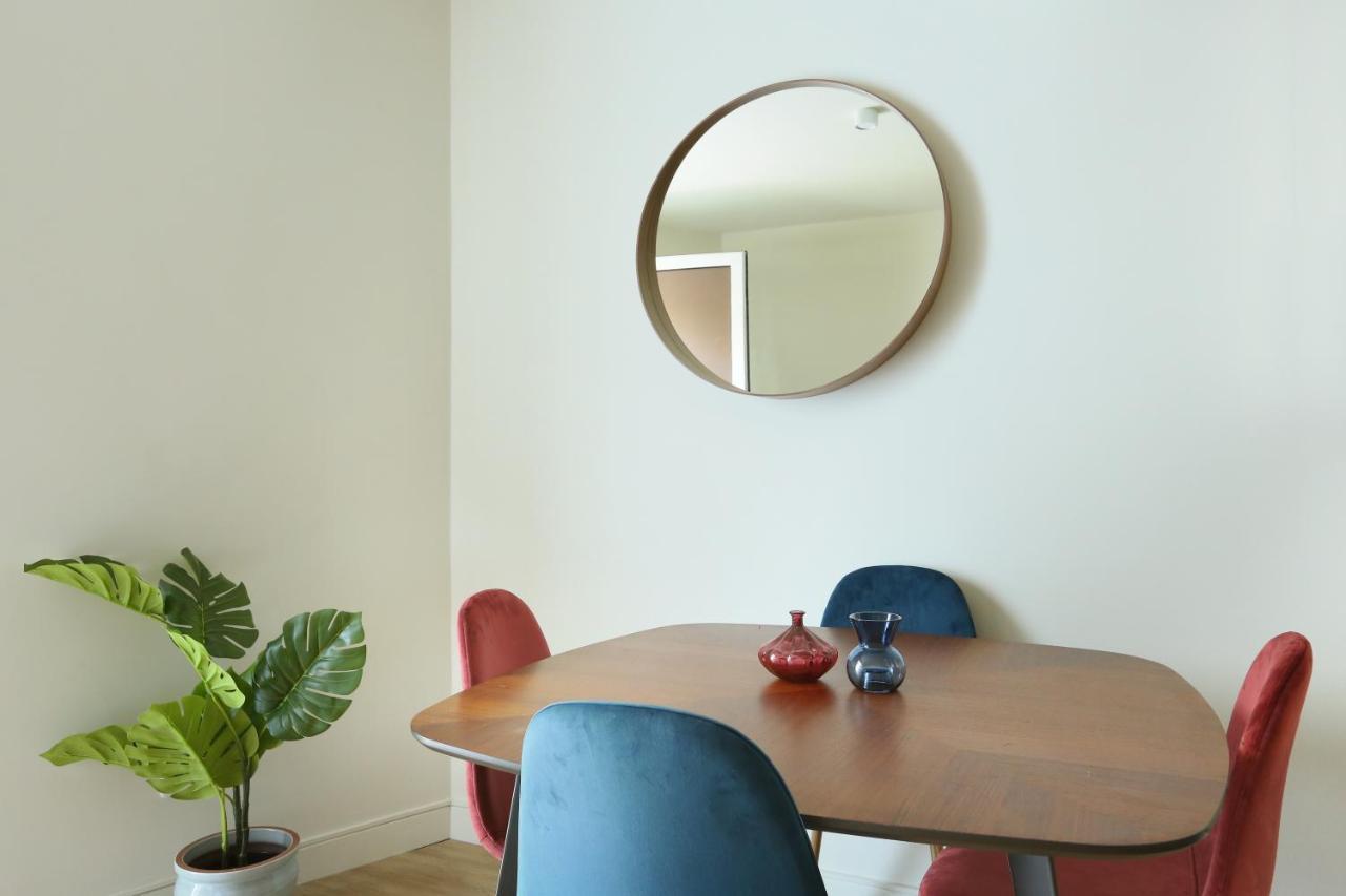 Apartment Parc Des Expositions By Studio Prestige Париж Екстериор снимка